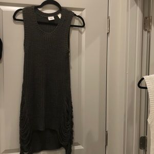 Tunic sleeveless sweater